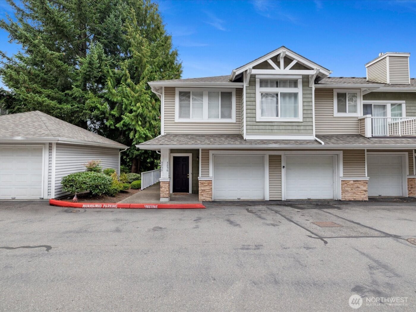 5256 236th Place SE #24-3, Issaquah, WA 98029