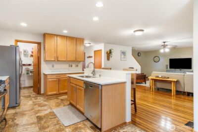 23425 SE 261st Court , Maple Valley, WA 98038 - Photo 11