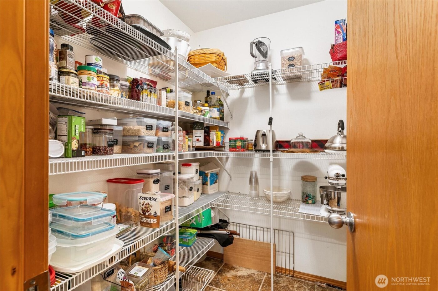 23425 SE 261st Court , Maple Valley, WA 98038