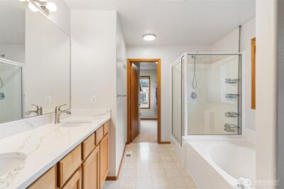 23425 SE 261st Court , Maple Valley, WA 98038 - Photo 22
