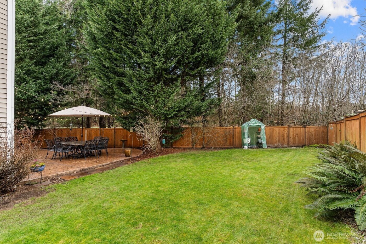 23425 SE 261st Court , Maple Valley, WA 98038