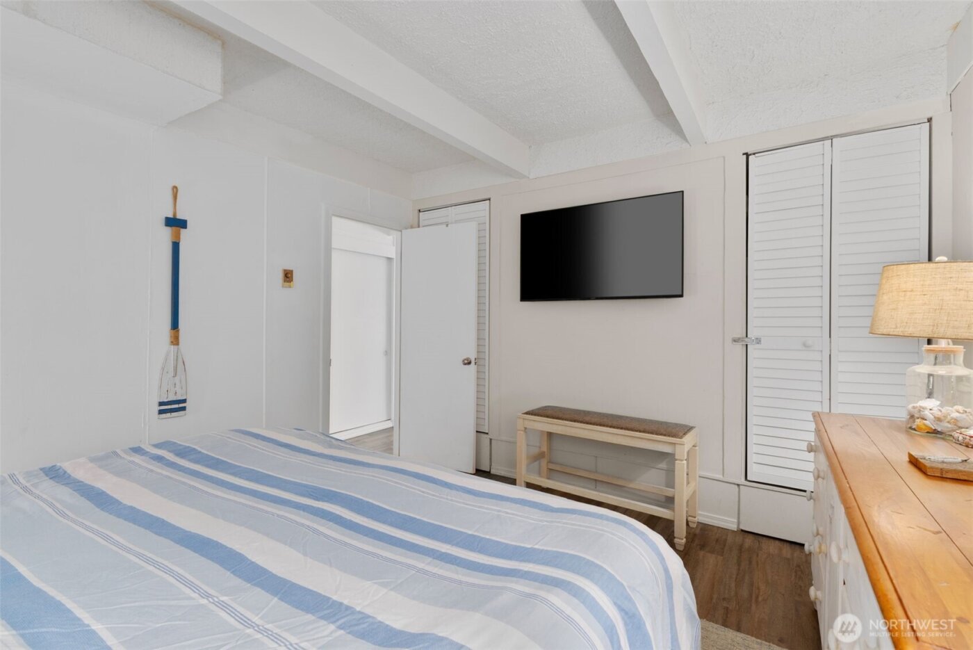 11571 E State Route 106 , Union, WA 98592