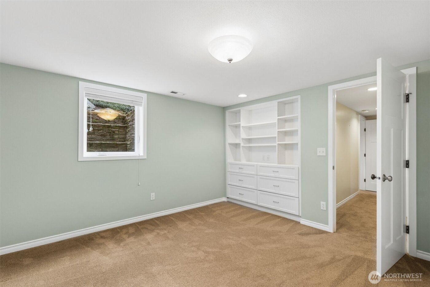 18502 Normandy Terrace SW, Normandy Park, WA 98166