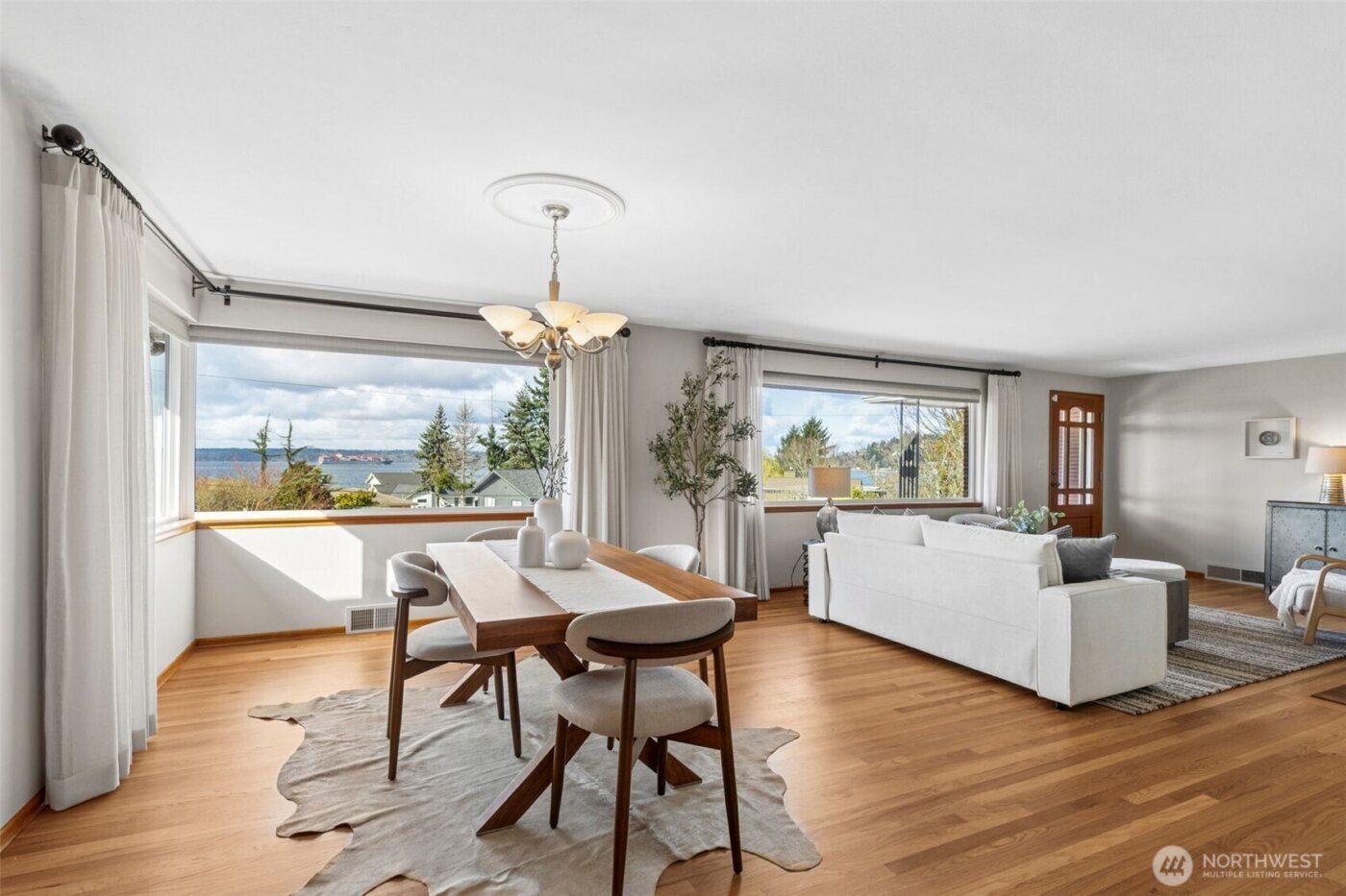 18502 Normandy Terrace SW, Normandy Park, WA 98166