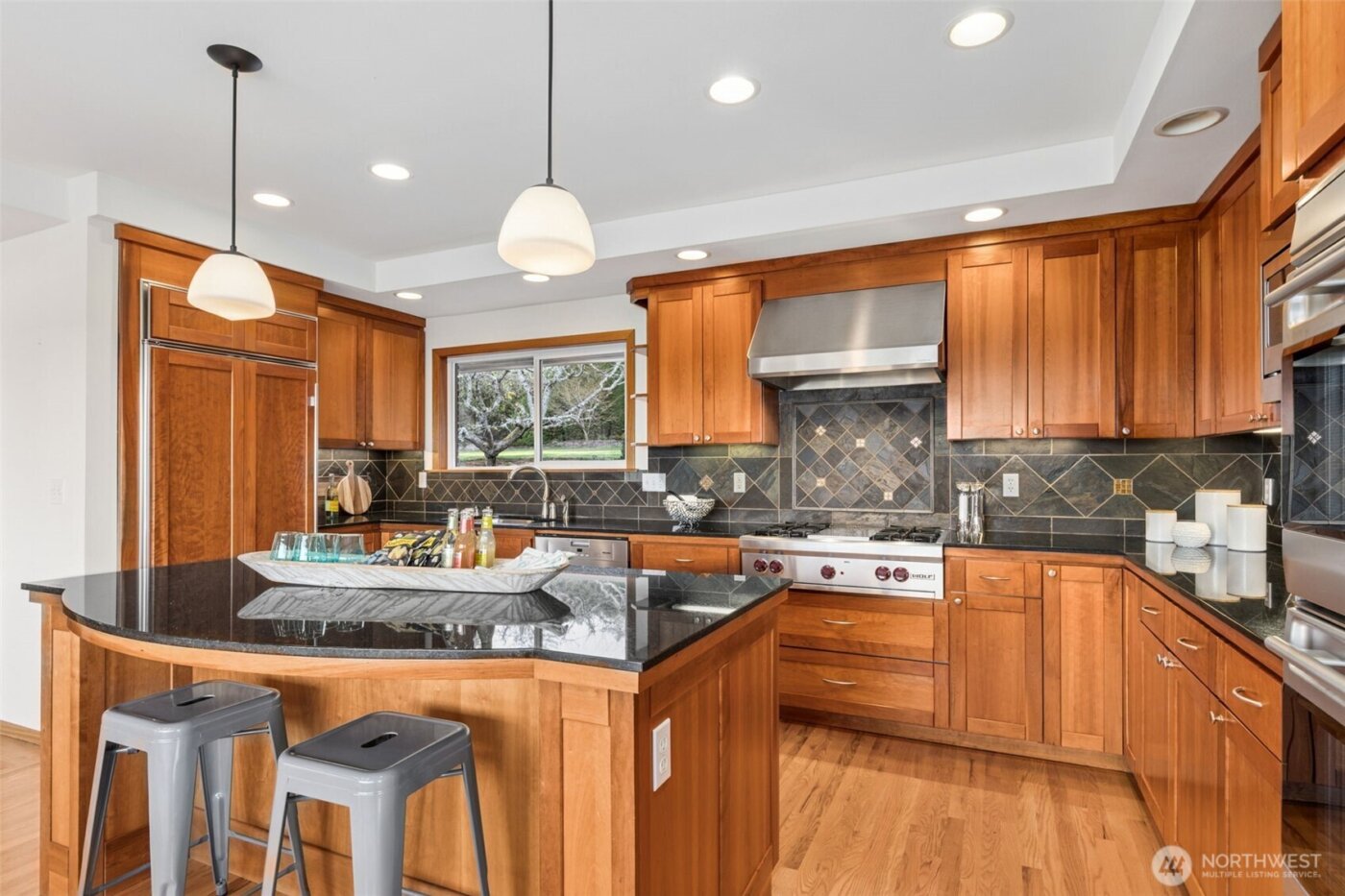 18502 Normandy Terrace SW, Normandy Park, WA 98166