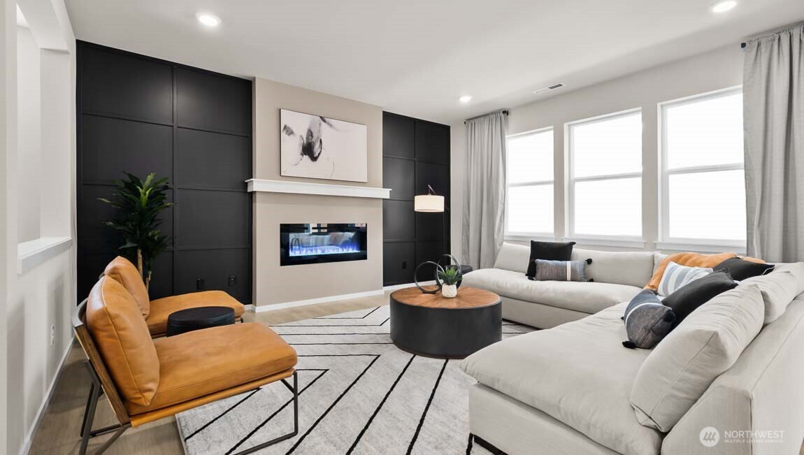 12810 8th Avenue E #3, Tacoma, WA 98445