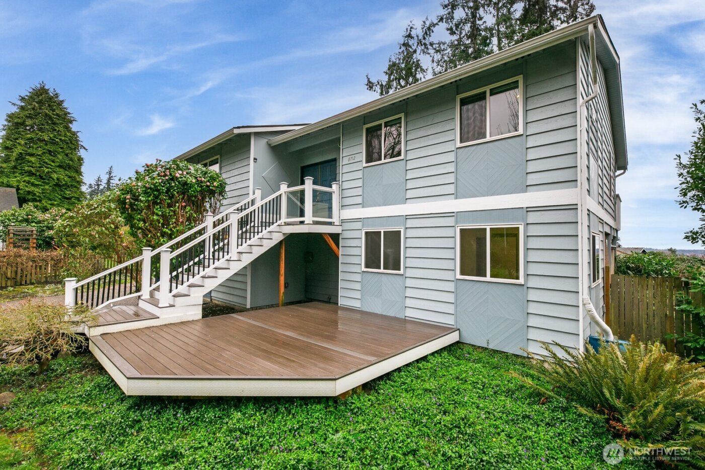 8712 53rd Place W, Mukilteo, WA 98275