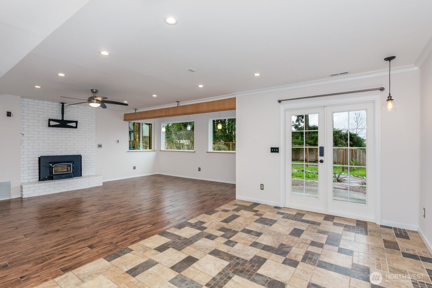 8712 53rd Place W, Mukilteo, WA 98275