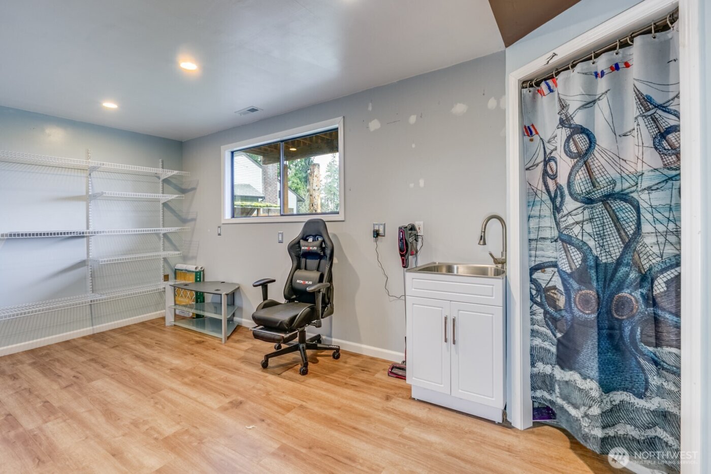 8712 53rd Place W, Mukilteo, WA 98275