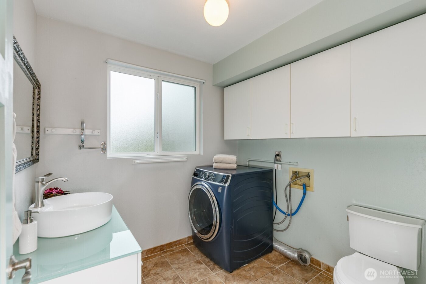 8712 53rd Place W, Mukilteo, WA 98275