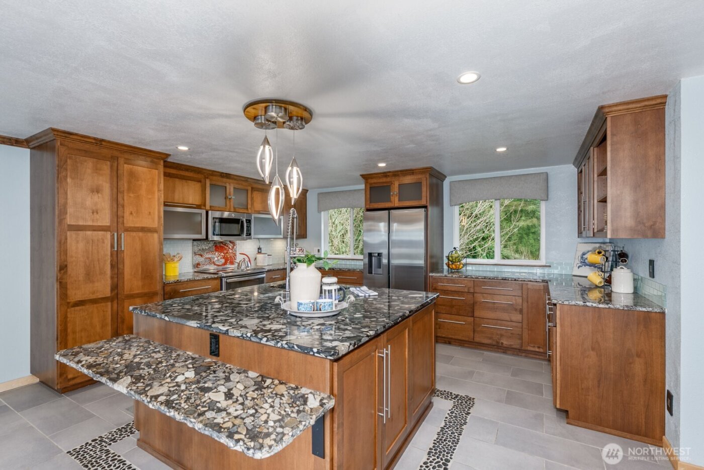 8712 53rd Place W, Mukilteo, WA 98275