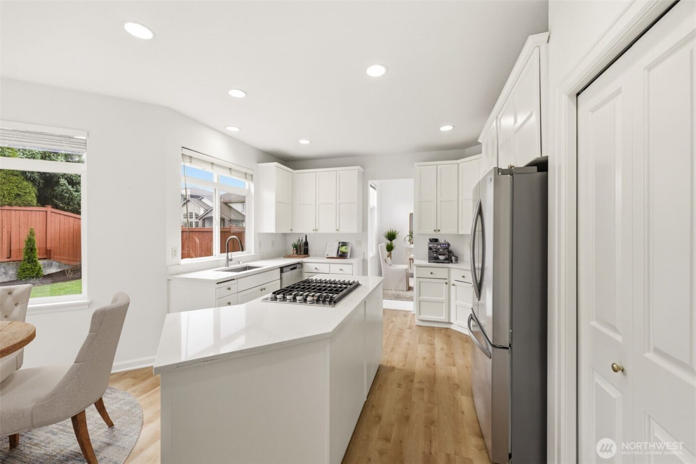 2005 NE 35th Place , Renton, WA 98056