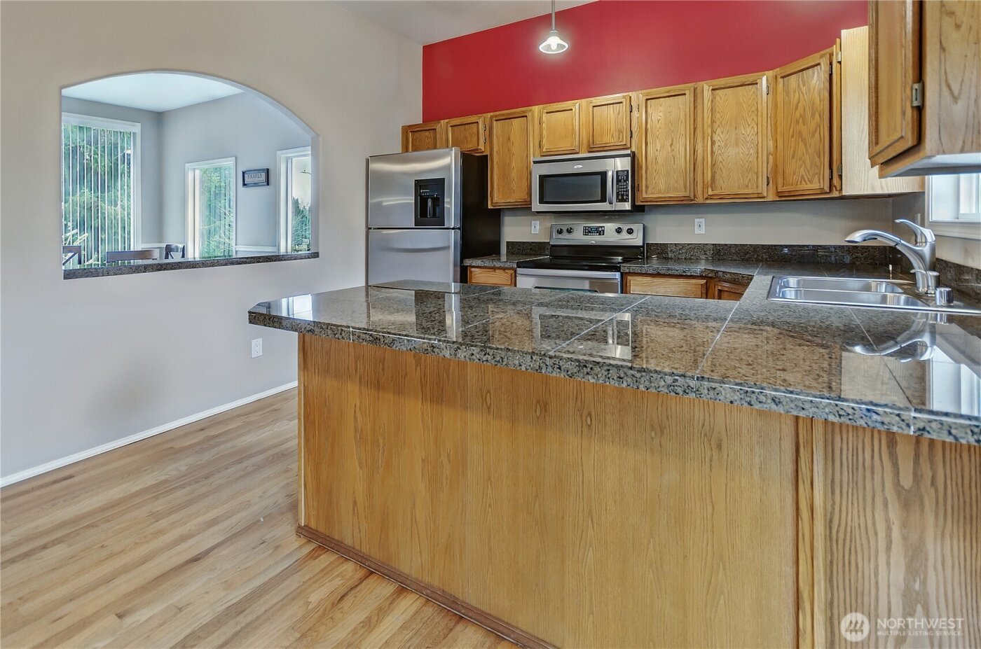 21211 95th Court S, Kent, WA 98031