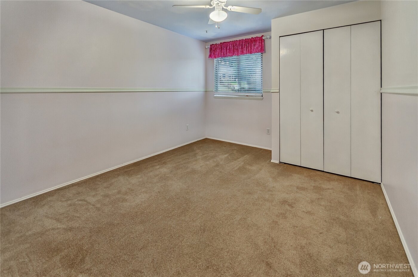 21211 95th Court S, Kent, WA 98031