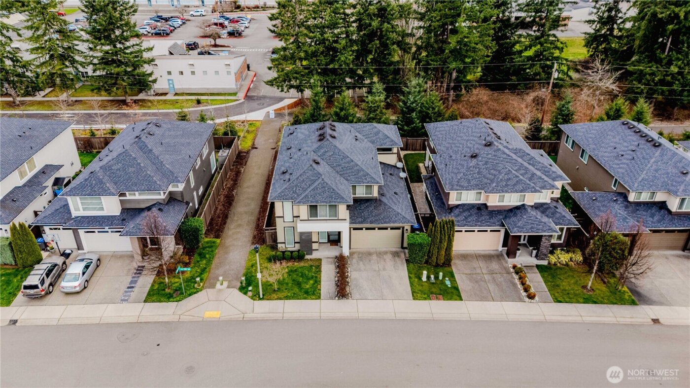 24028 SE 258th Way , Maple Valley, WA 98038