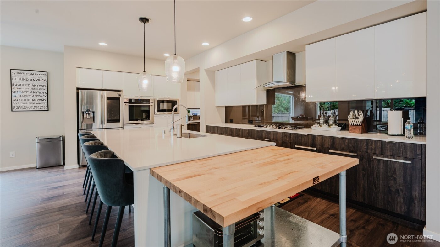 24028 SE 258th Way , Maple Valley, WA 98038