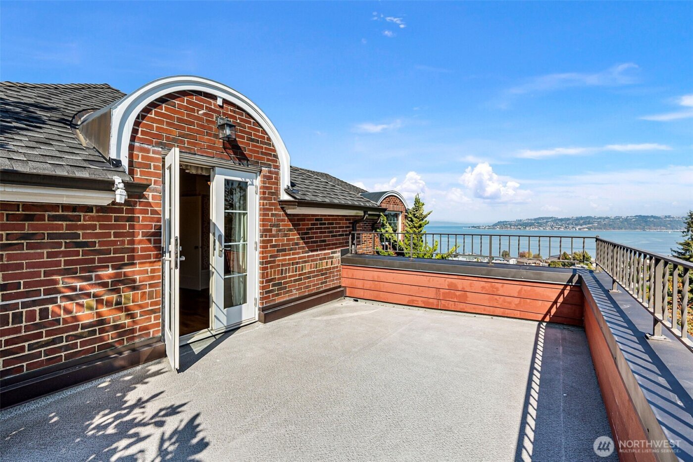 88 N Orchard Road , Tacoma, WA 98406