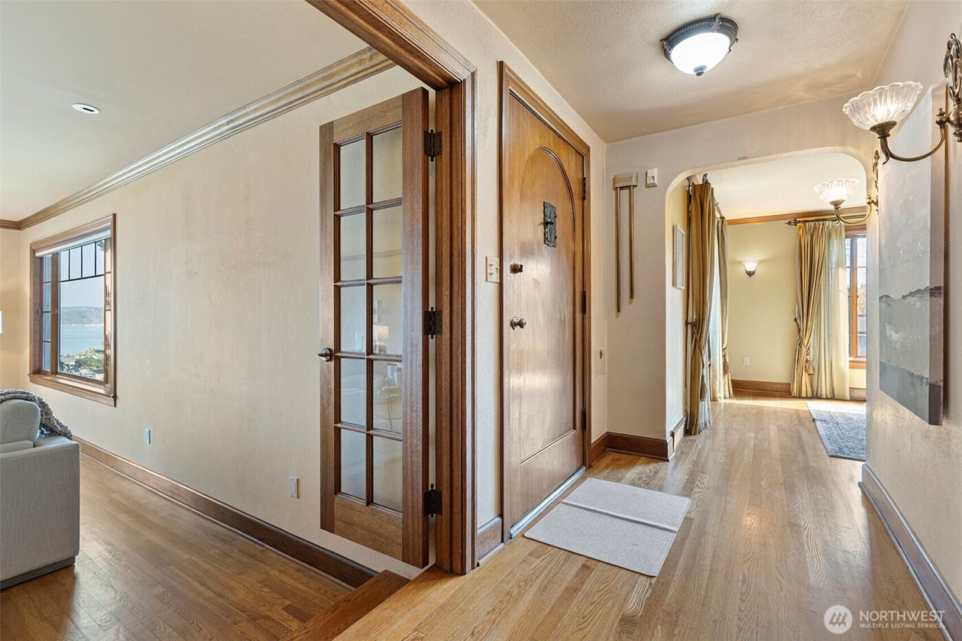 88 N Orchard Road , Tacoma, WA 98406