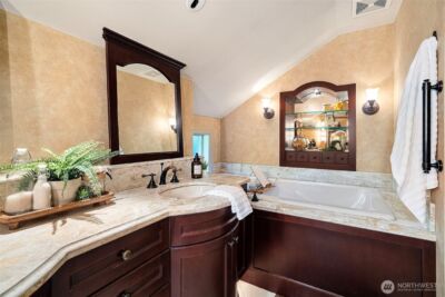 88 N Orchard Road , Tacoma, WA 98406 - Photo 23