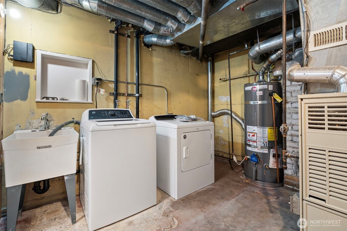 88 N Orchard Road , Tacoma, WA 98406