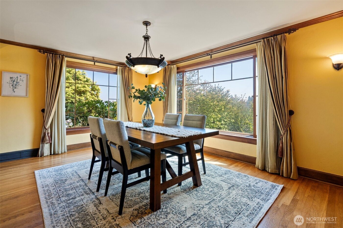 88 N Orchard Road , Tacoma, WA 98406