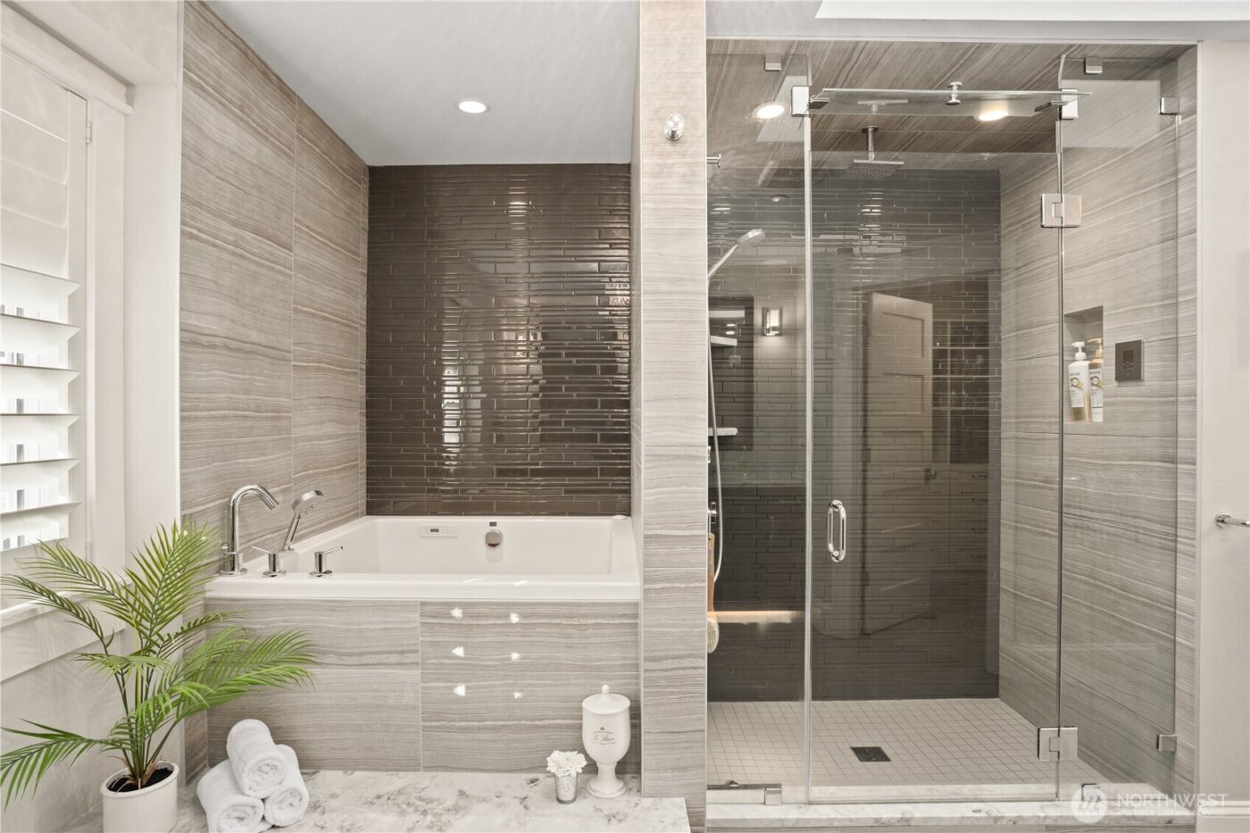 8612 SE 36th Street , Mercer Island, WA 98040