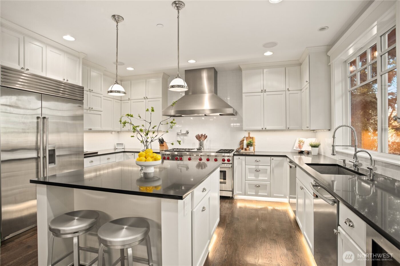 8612 SE 36th Street , Mercer Island, WA 98040