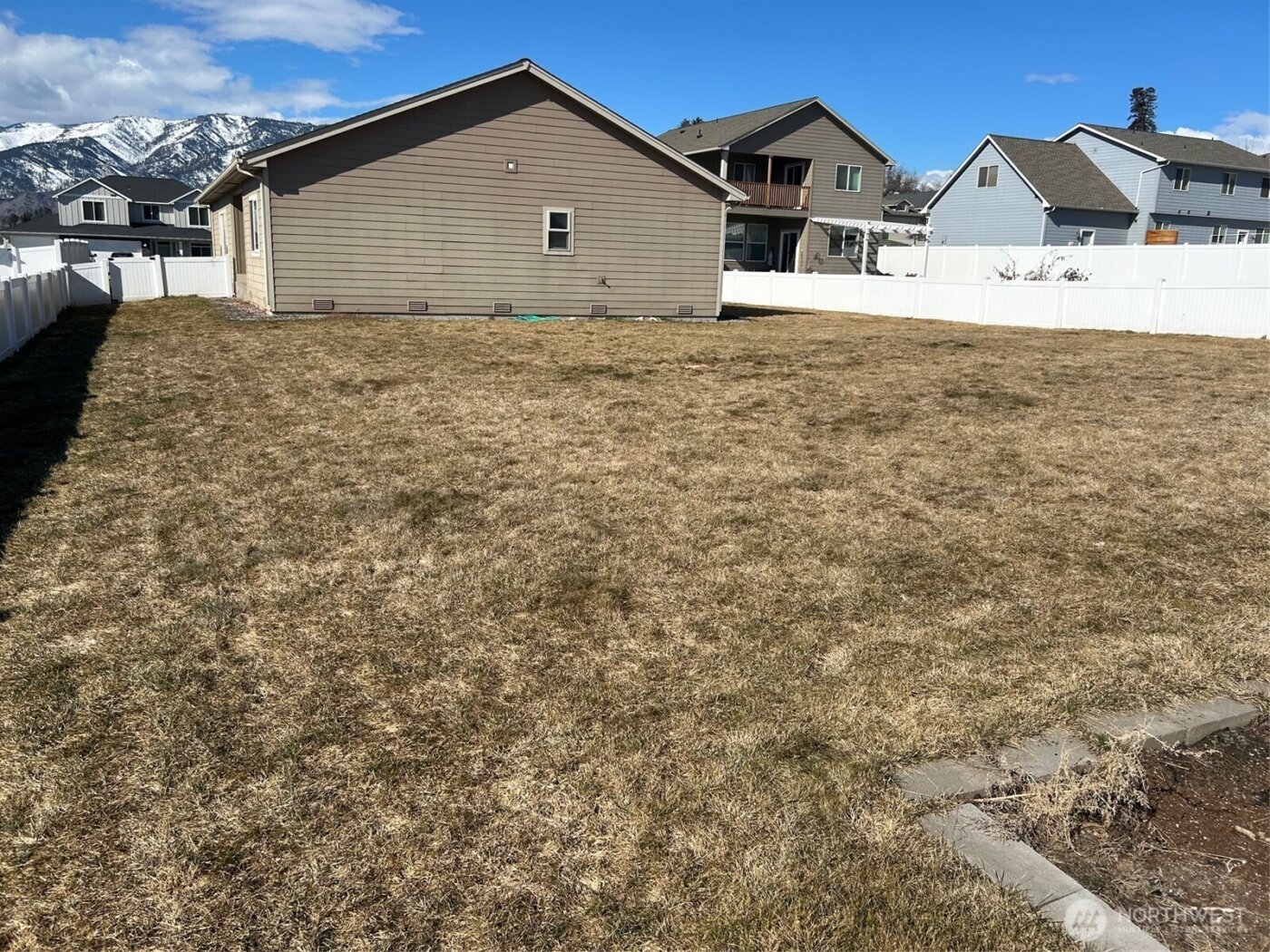 138 Summer Breeze Road , Manson, WA 98831