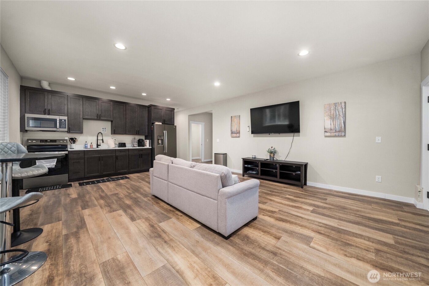 41 E Coon Drive N, Belfair, WA 98528