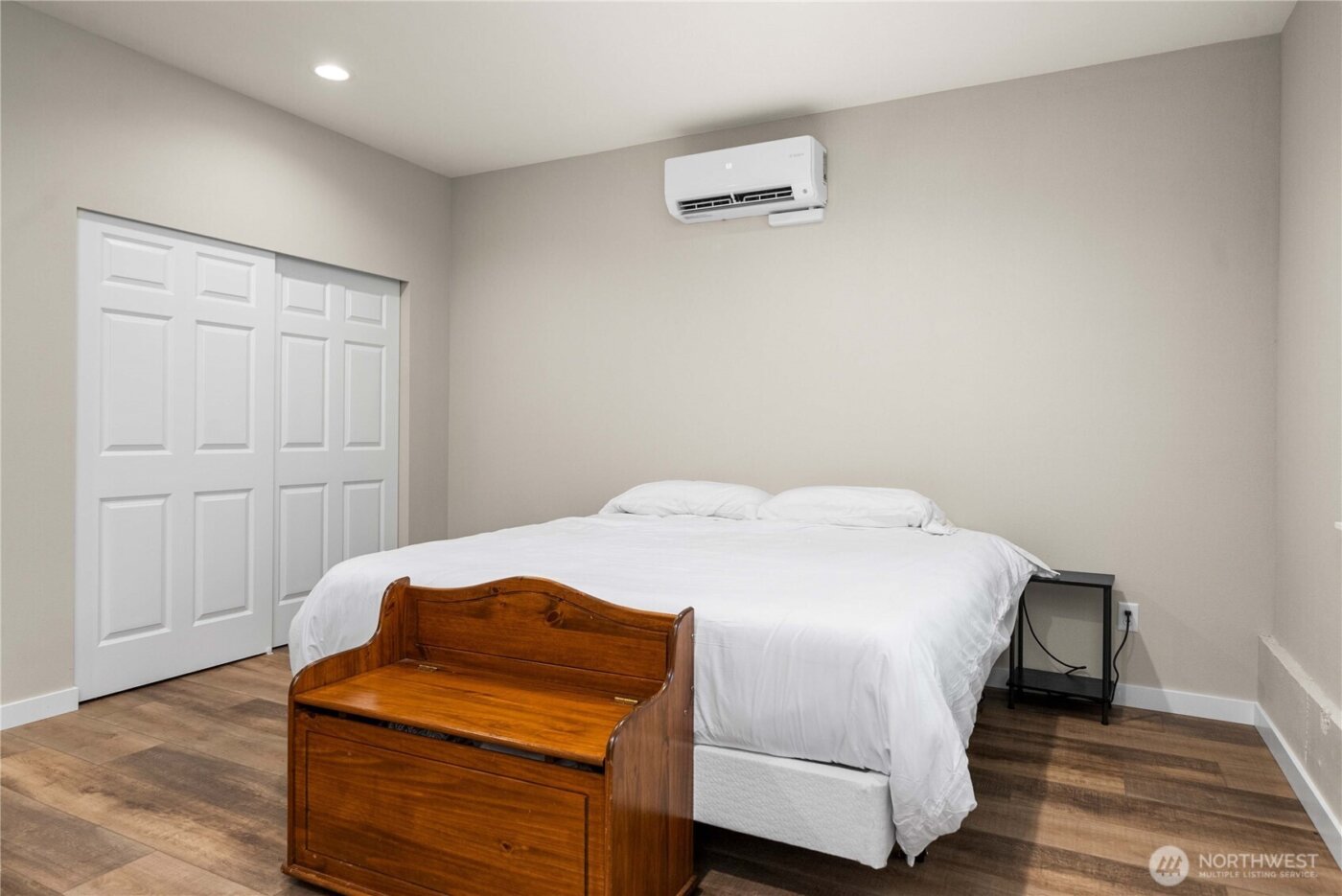 41 E Coon Drive N, Belfair, WA 98528