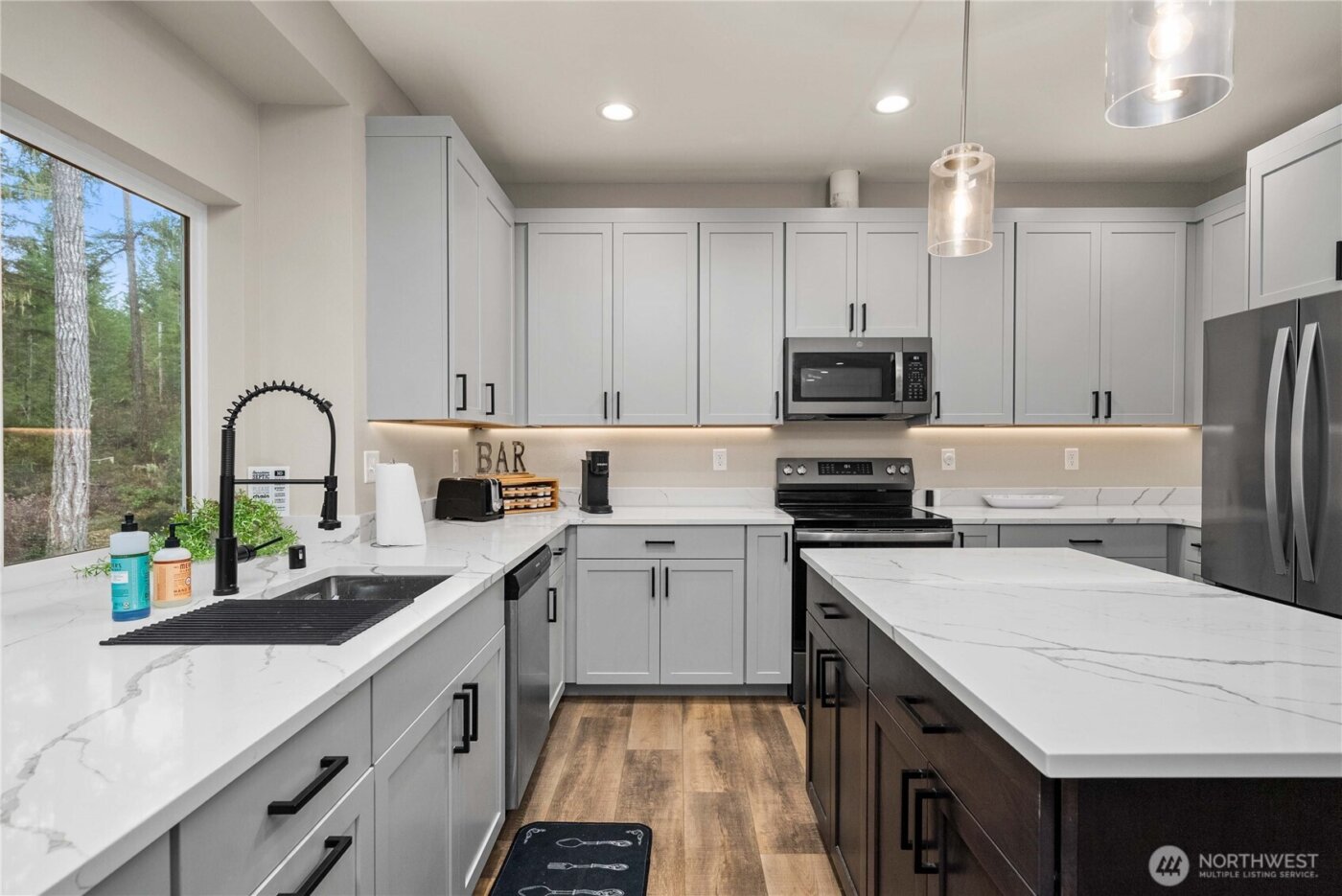 41 E Coon Drive N, Belfair, WA 98528