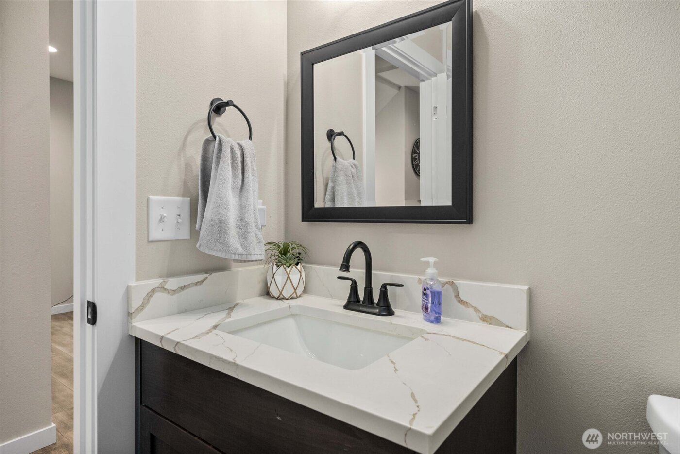 41 E Coon Drive N, Belfair, WA 98528