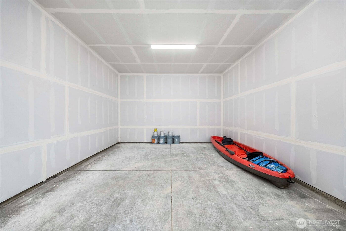 41 E Coon Drive N, Belfair, WA 98528