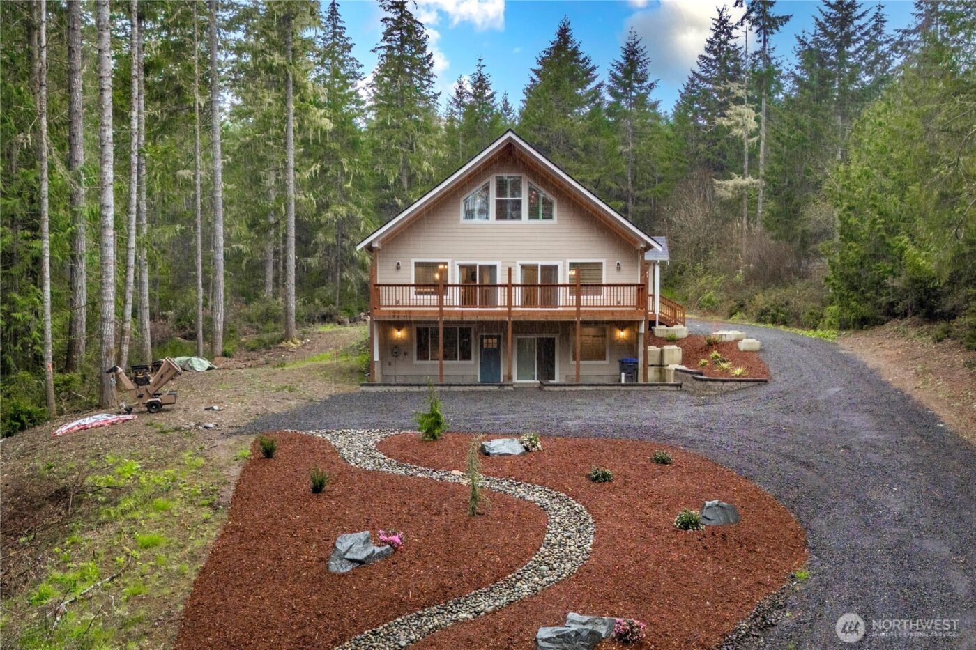 41 E Coon Drive N, Belfair, WA 98528