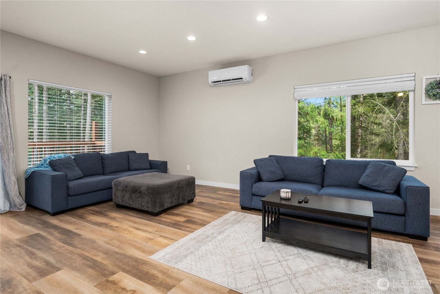 41 E Coon Drive N, Belfair, WA 98528