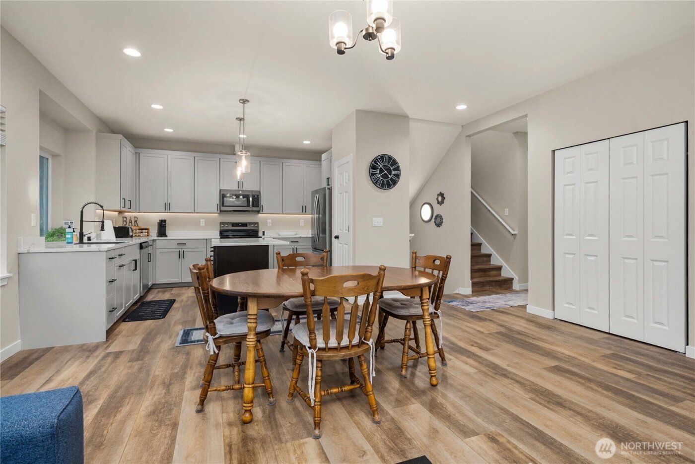 41 E Coon Drive N, Belfair, WA 98528