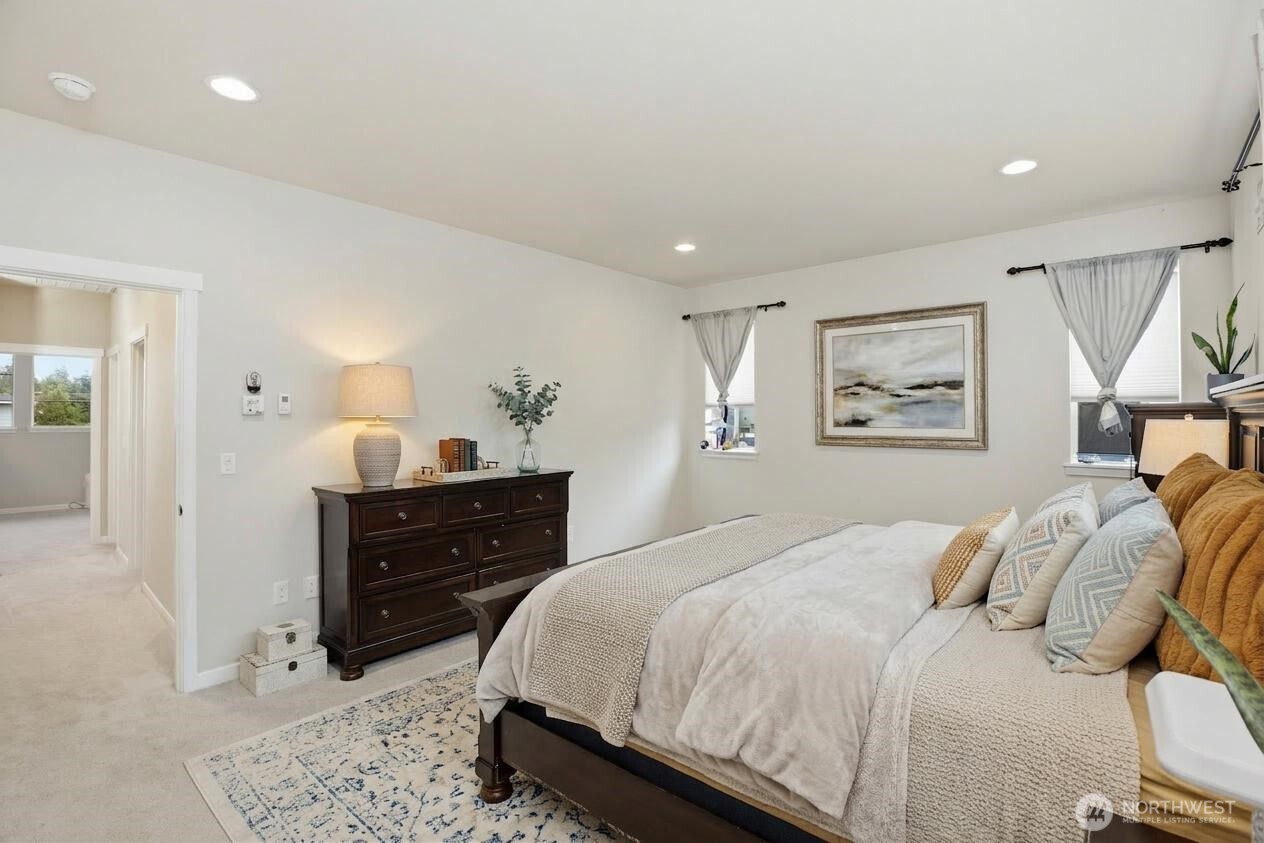 2342 NE Winlock Way , Poulsbo, WA 98370