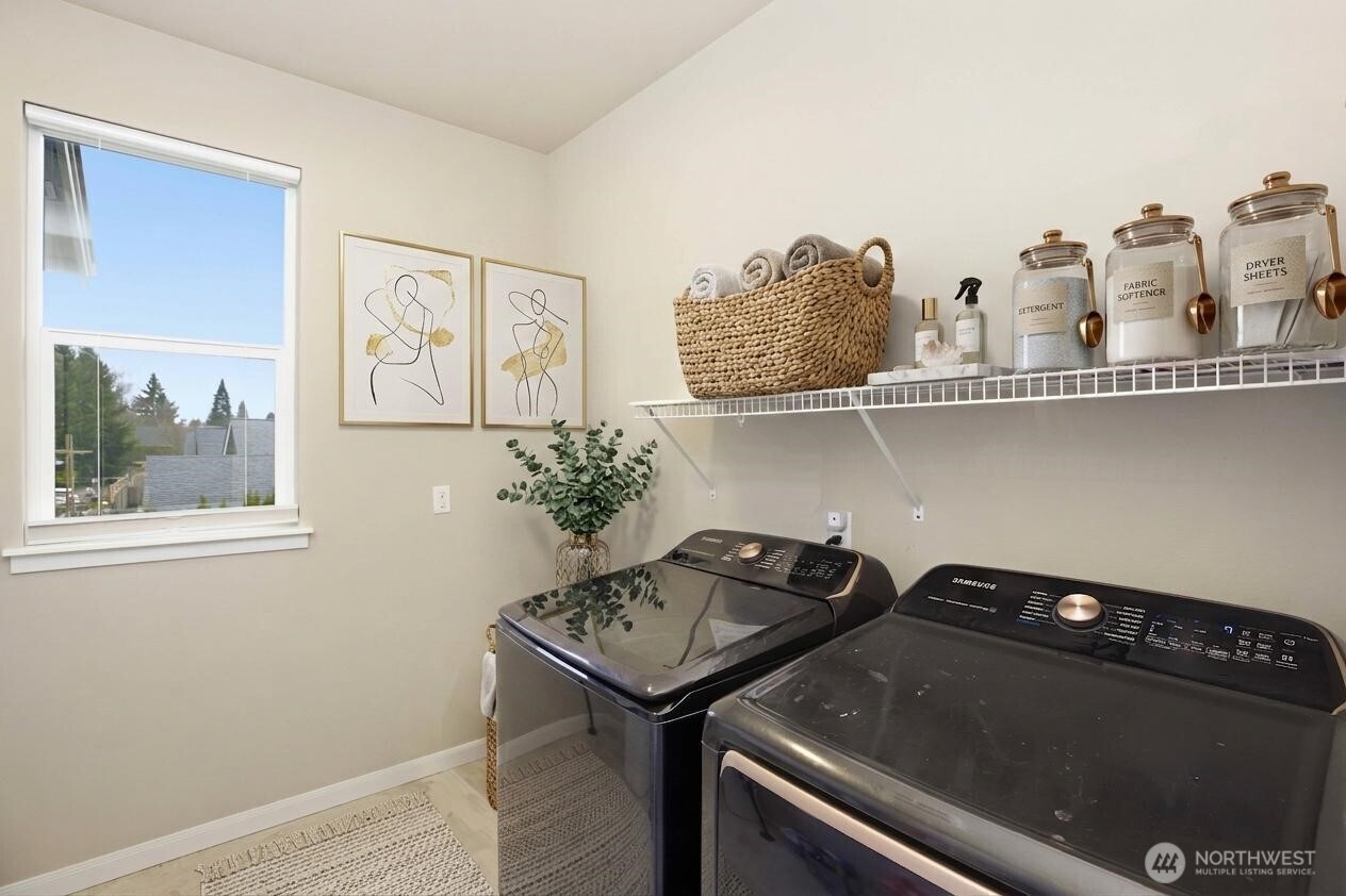 2342 NE Winlock Way , Poulsbo, WA 98370