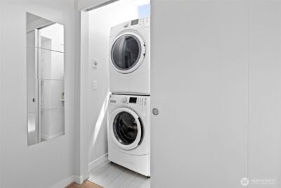 911 N 104th Street #A, Seattle, WA 98133 - Photo 30