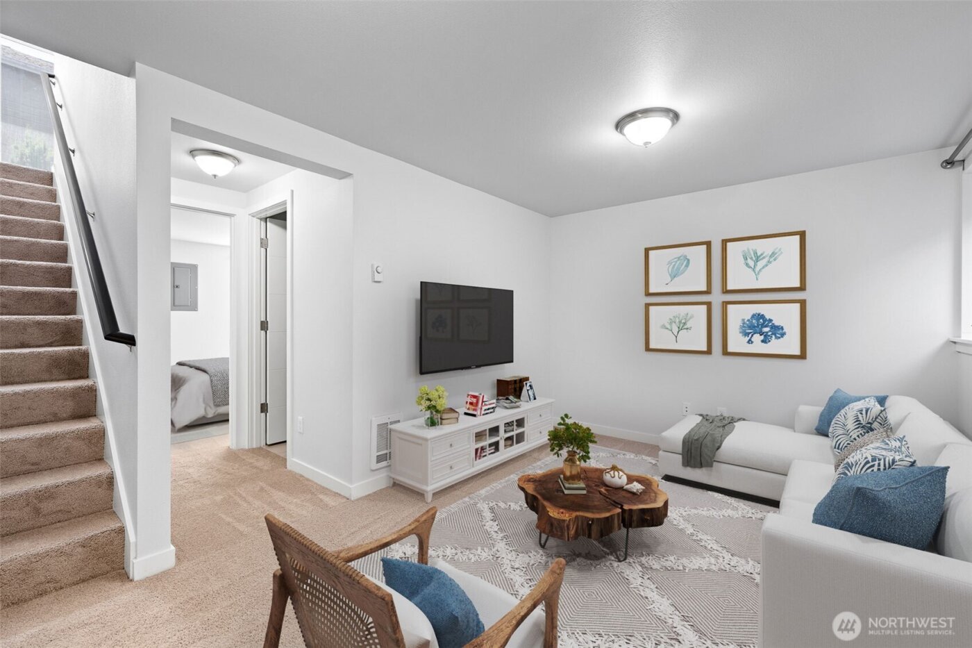 911 N 104th Street #A, Seattle, WA 98133