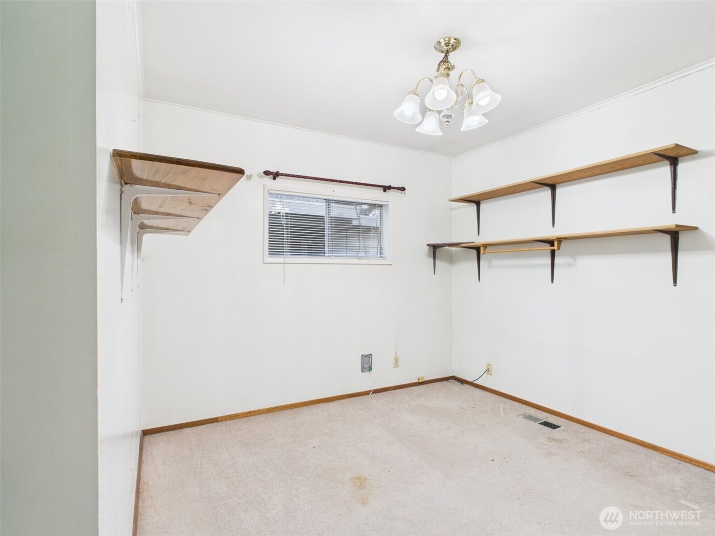 15822 26th Avenue NE, Shoreline, WA 98155