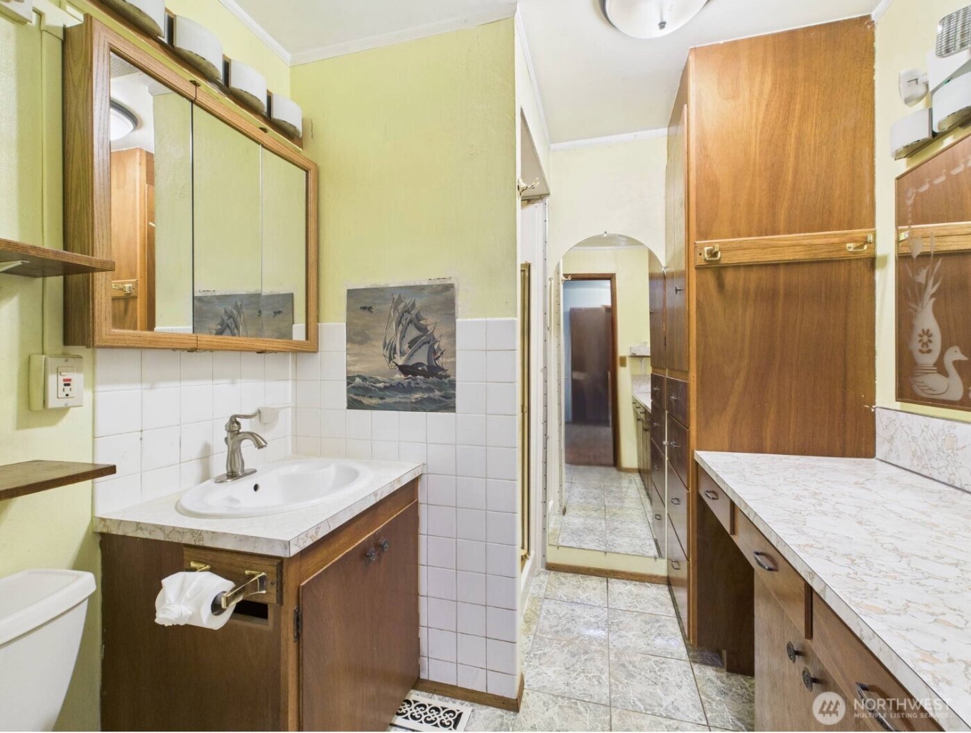 15822 26th Avenue NE, Shoreline, WA 98155