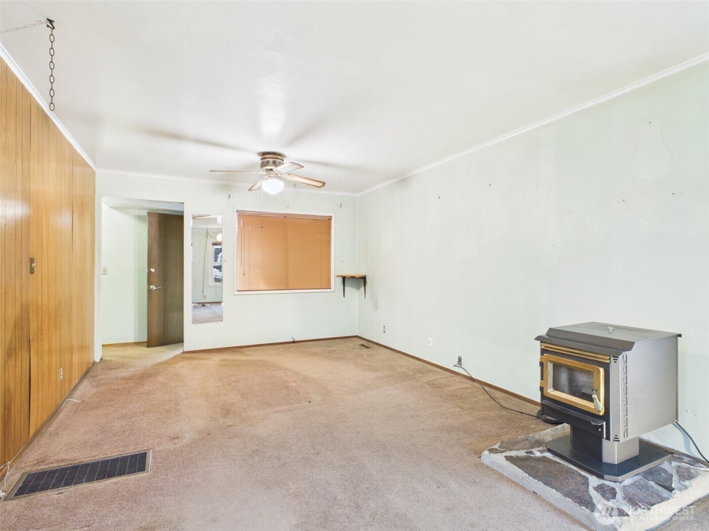 15822 26th Avenue NE, Shoreline, WA 98155