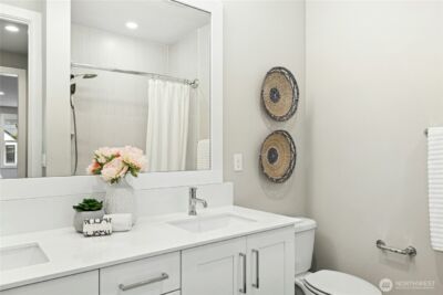 8784 NE Winslow Grove Court , Bainbridge Island, WA 98110 - Photo 32