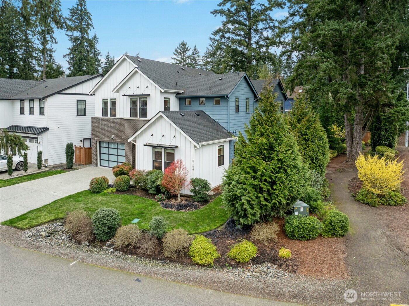 8784 NE Winslow Grove Court , Bainbridge Island, WA 98110