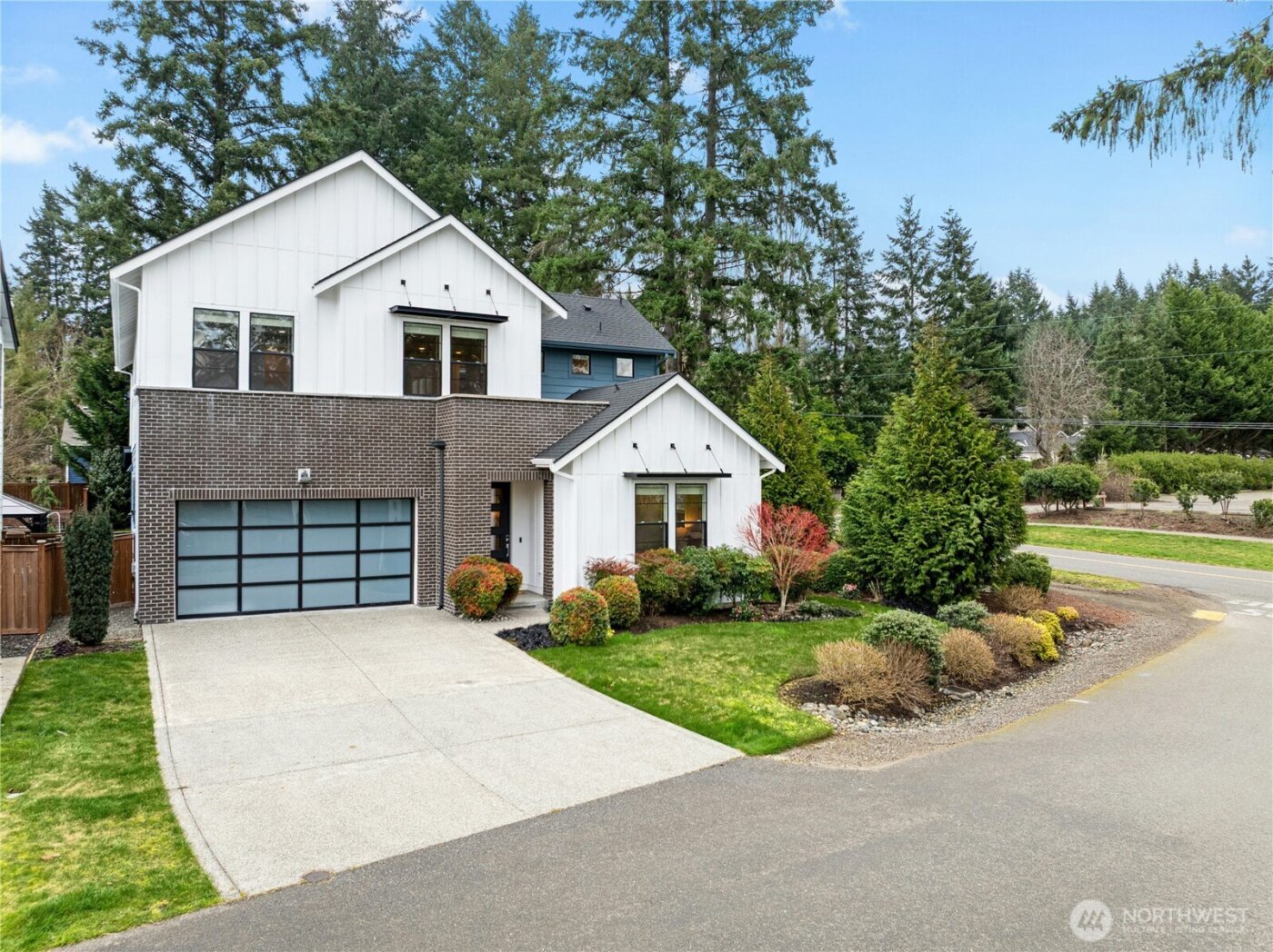 8784 NE Winslow Grove Court , Bainbridge Island, WA 98110