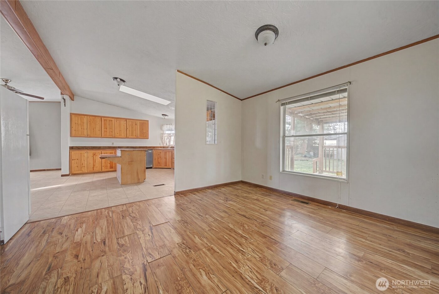 10124 Road 16 NE, Moses Lake, WA 98837-9356