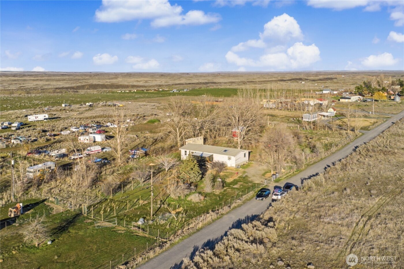 10124 Road 16 NE, Moses Lake, WA 98837-9356