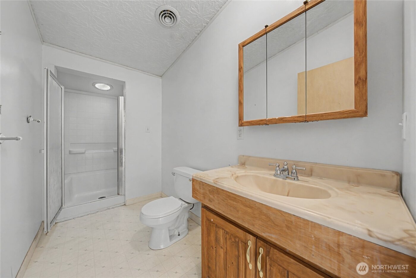 10124 Road 16 NE, Moses Lake, WA 98837-9356