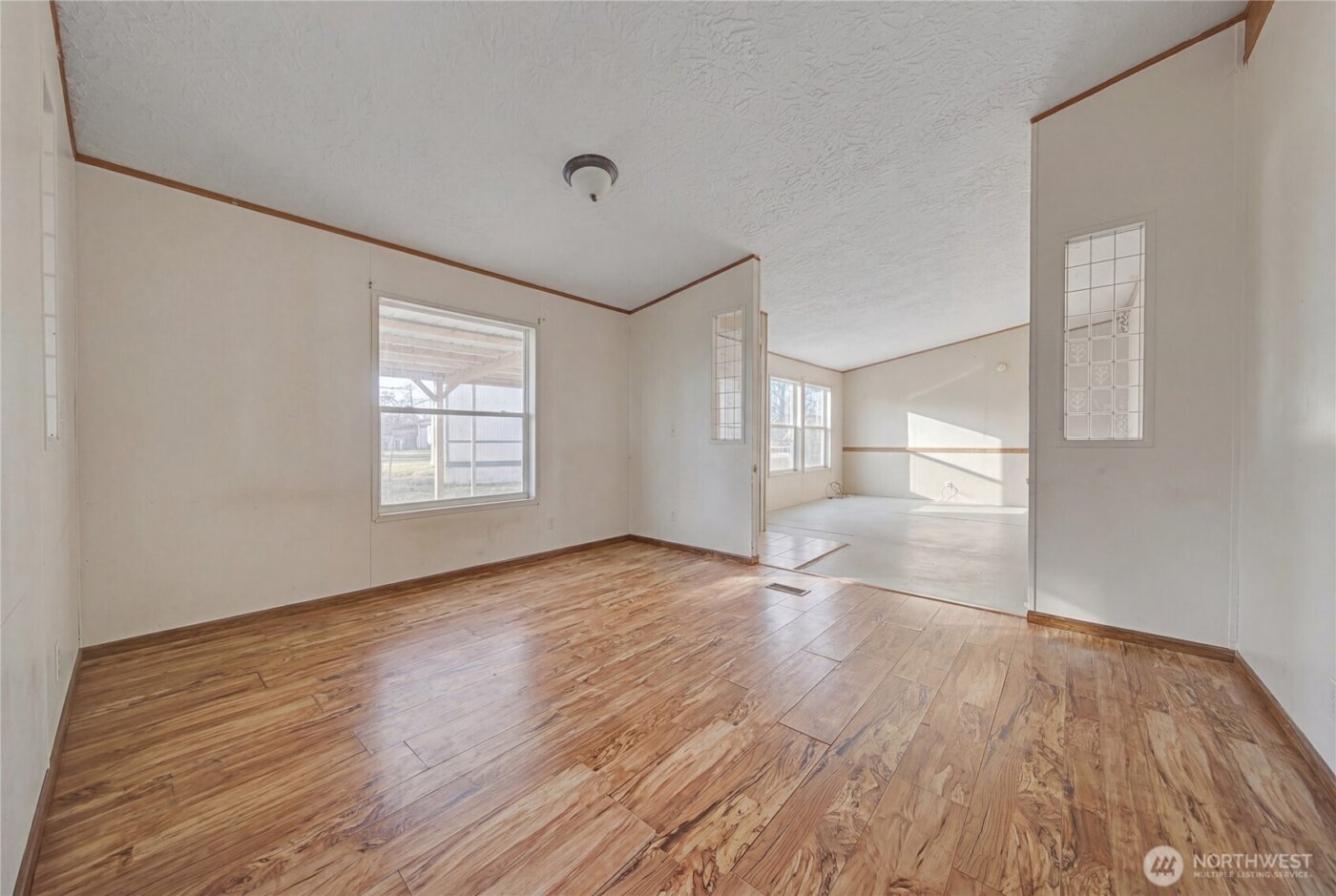 10124 Road 16 NE, Moses Lake, WA 98837-9356